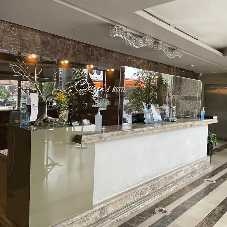 Queen's - Zebra Centre 4* 스코페