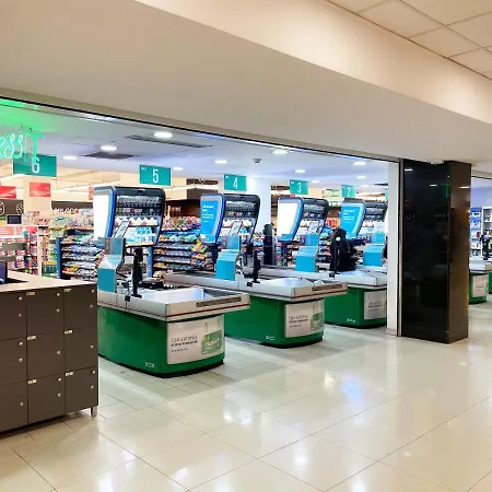 호텔 Queen's - Zebra Centre 4*
