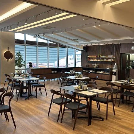 호텔 Queen's - Zebra Centre