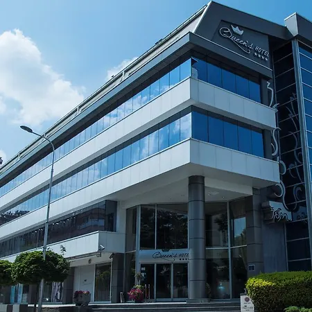 Queen's - Zebra Centre 4* 스코페